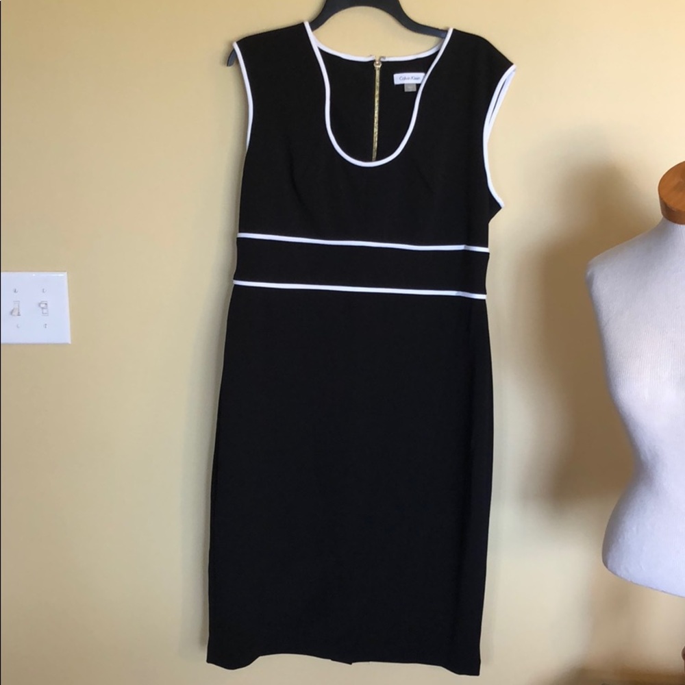 Calvin Klein Black & White Sheath Dress Sz. 14